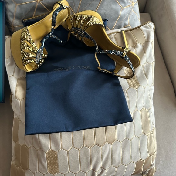 SERGIO ROSSI SKYHIGH SLIM HEEL SIZE 7 - Picture 3 of 9